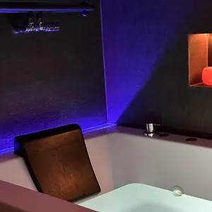 https://aquarooms.sicilyhotelsitaly.net