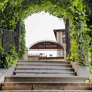 https://hotel-villa-moron.hotelinveneto.com